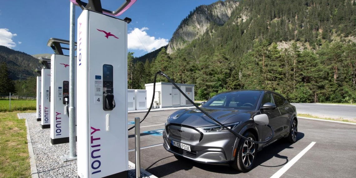IONITY setzt europaweit auf Plug & Charge-Funktion