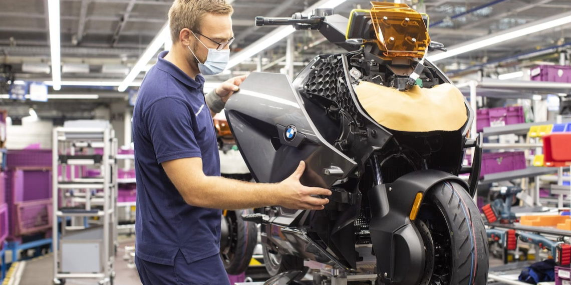 BMW-Elektromotorrad-CE-04-Produktion