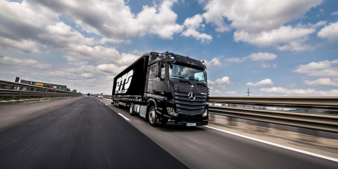 Warum Daimler Truck auf Elektro- sowie Wasserstoffantrieb setzt