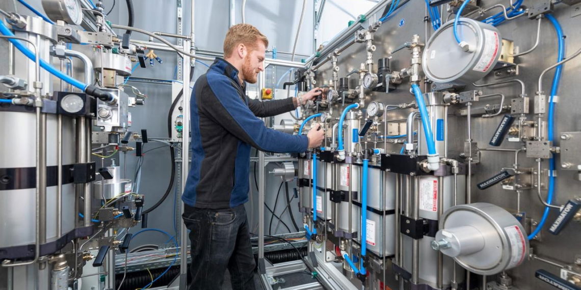 TÜV SÜD eröffnet hochmodernes Wasserstoff-Prüflabor