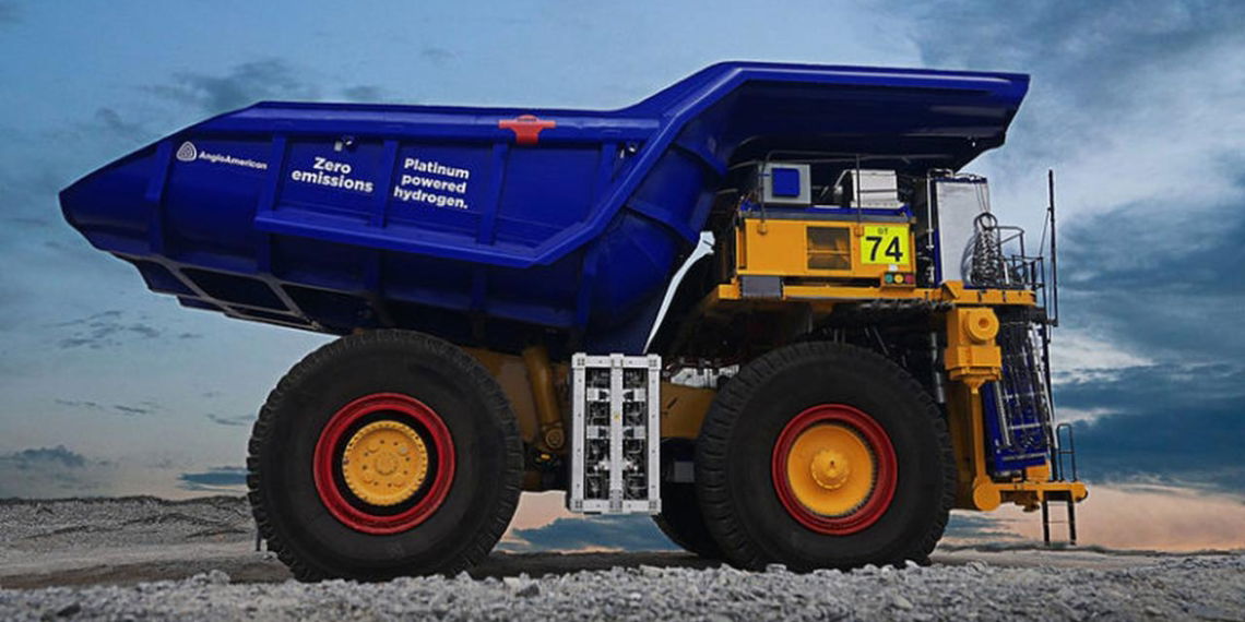 510 Tonnen-Großmuldenkipper fährt elektrisch