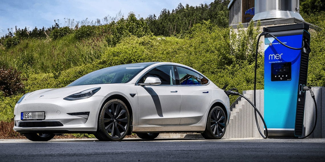Mer Germany und &Charge kooperieren für ein besseres Ladeerlebnis