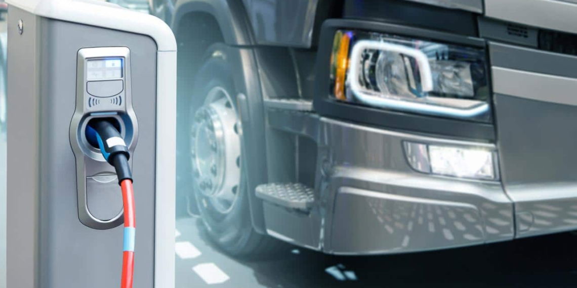 Traton fordert kon­sequenteren Ausbau der Lade­infrastruktur für Elektro-Lkw