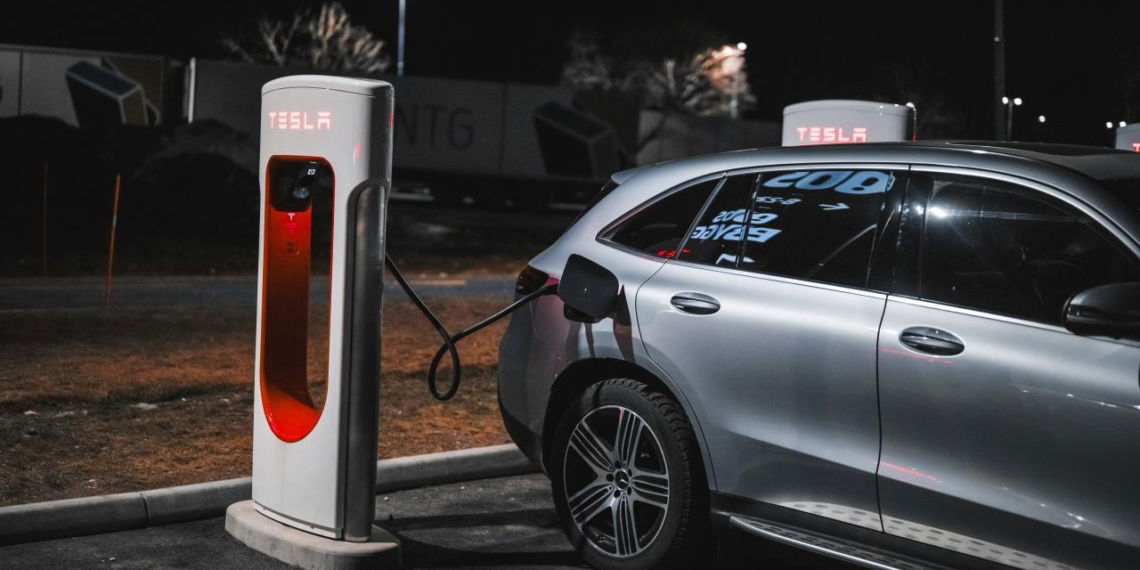 Tesla erweitert Supercharger-Zugang für Fremdmarken