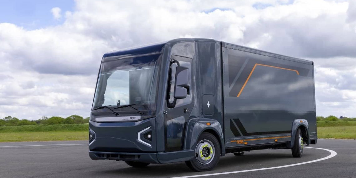 REE-Elektrotransporter-PB-7