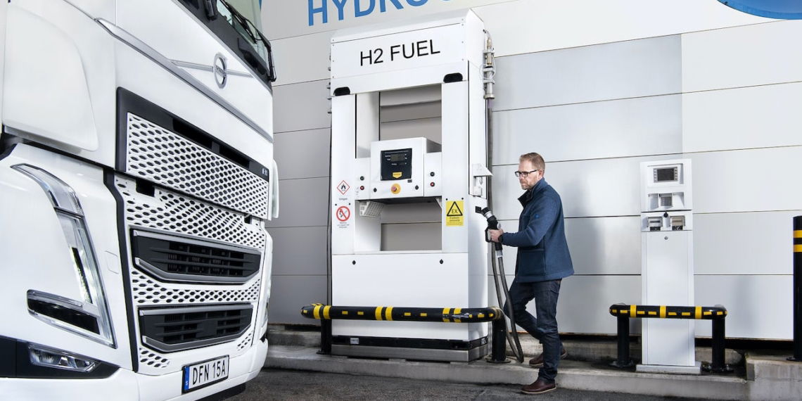Hycet-BMW-Wasserstoff-LKW-Logistik