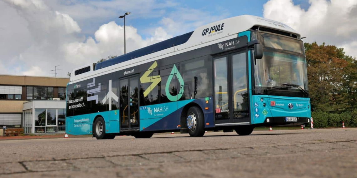 Toyota Wasserstoffbus: Hohes Tempo über lange Strecke ohne Stopp