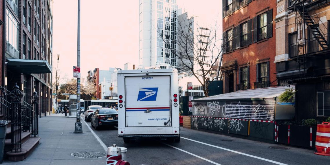 US Postal Service (USPS) wird bis 2028 66.000 E-Lieferfahrzeuge einflotten
