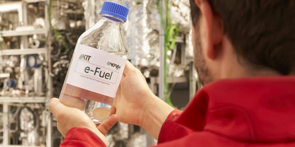 E-Fuels: Elektromobilitäts-Bremse oder sinnvoller Kraftstoff für die zukünftige Mobilität?