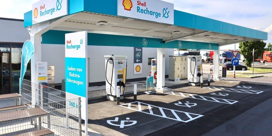 Shell Recharge Ladesäule