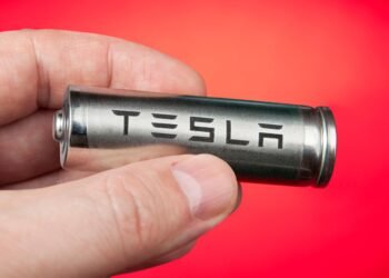Lithium-Raffinerie: Tesla übertrifft eigene Zeitpläne