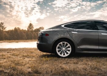 Tesla verfehlt wohl 2023 sein Jahresziel