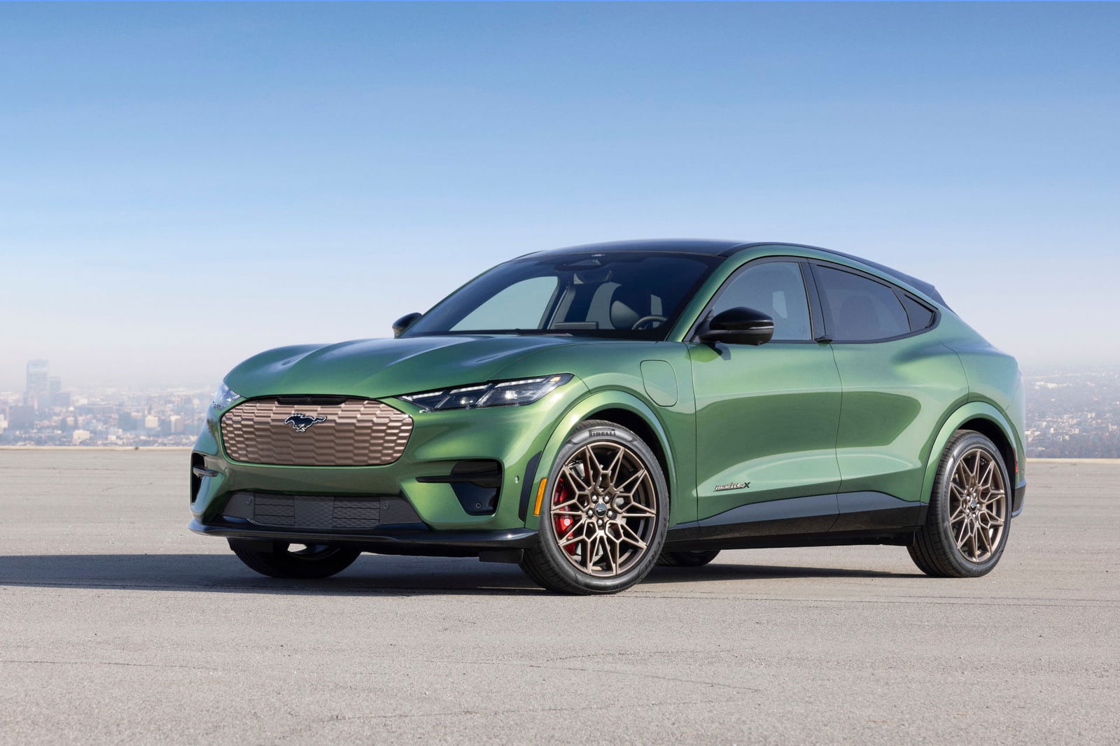 Neues Bronze Paket fur Ford Mustang Mach E