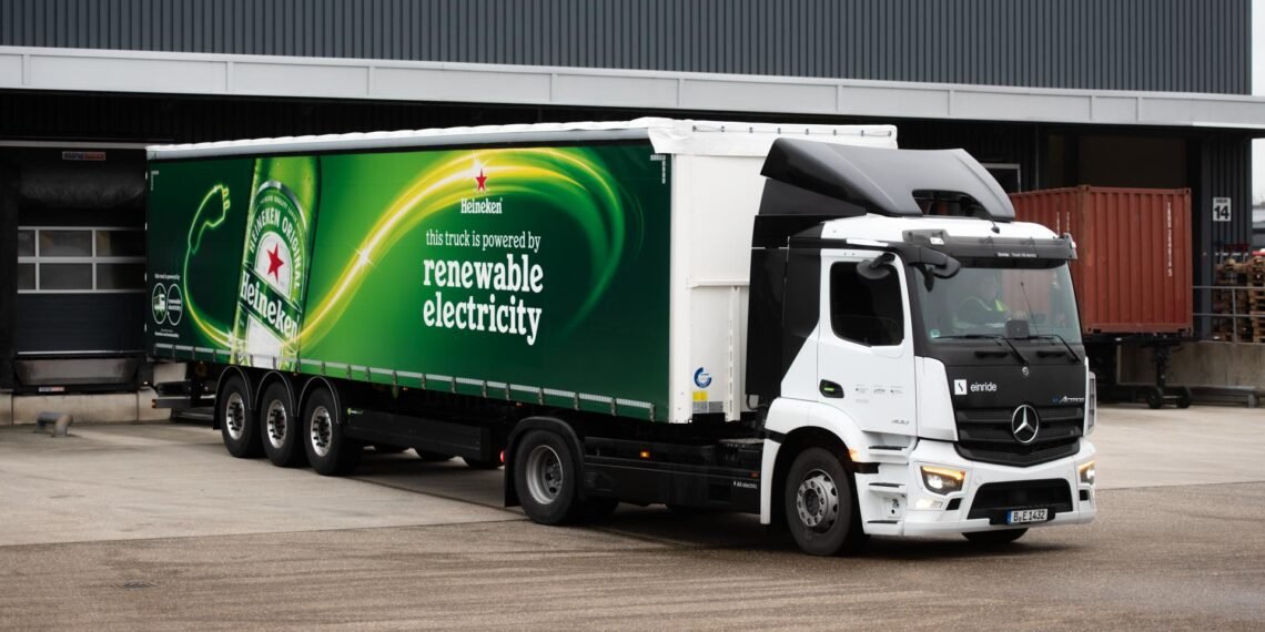 930 Tonnen weniger CO2: Heineken setzt auf Einride E-LKW
