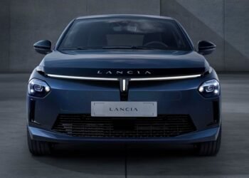 Lancia-Ypsilon-Elektroauto