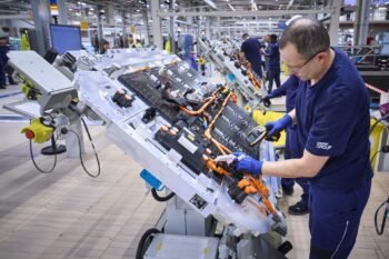 BMW-Produktion-E-Auto-Batterien