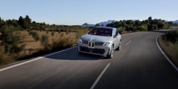 BMW | Seriennaher Ausblick auf neuen BMW iX3