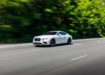 Bentley: Erstes E-Auto erst Ende 2026 auf der Straße