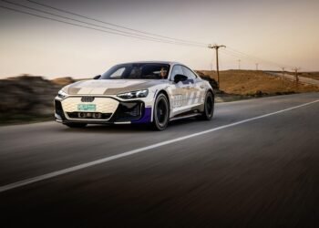 Unterwegs im Prototypen des Audi e-tron GT MJ 2024