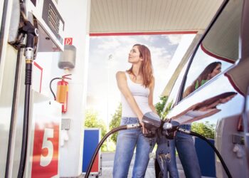 Neues Gesetz sorgt für 8000 Schnellladepunkte an Tankstellen