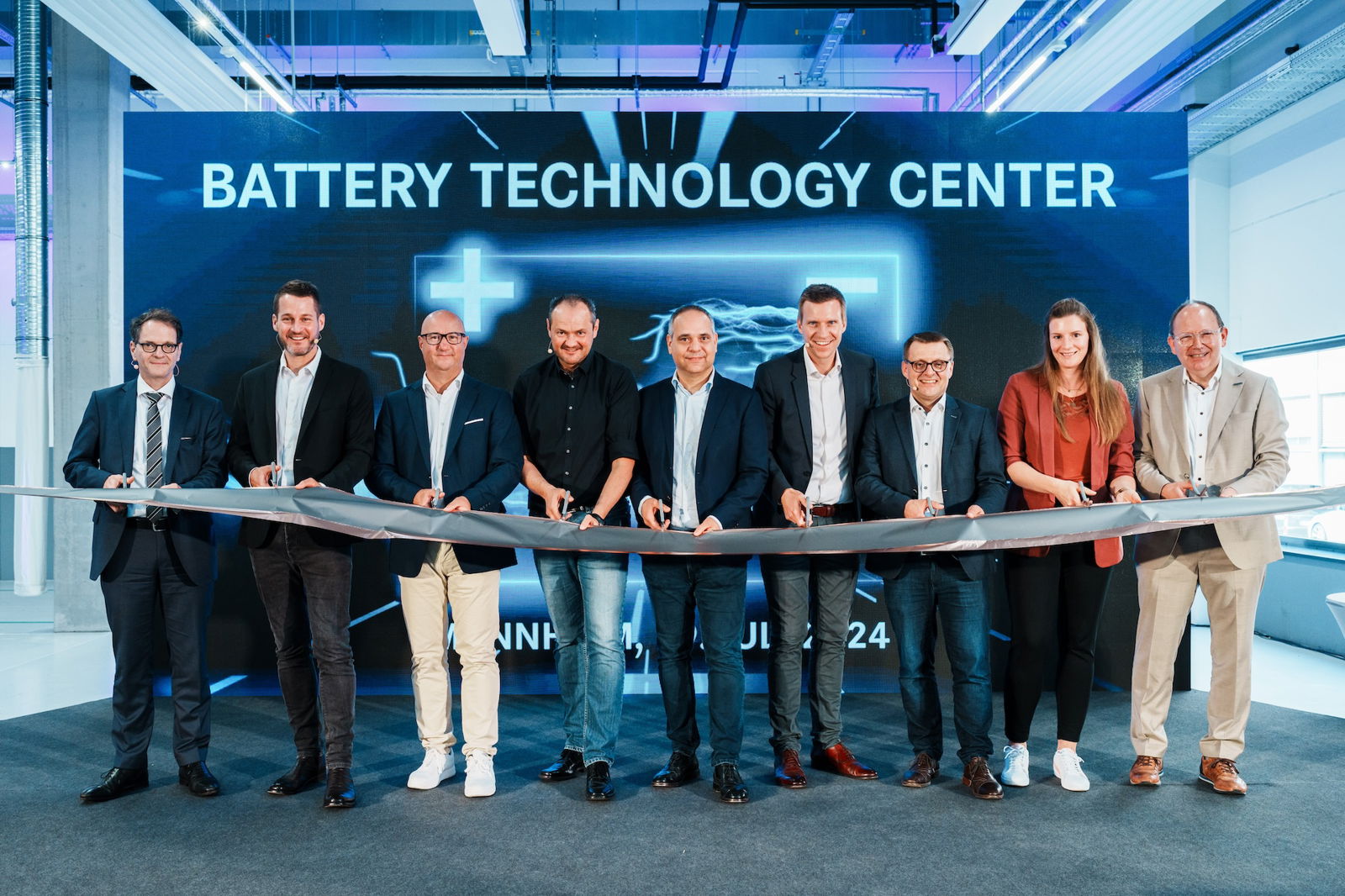 Daimler Truck startet Batterieforschung und -entwicklung in Mannheim