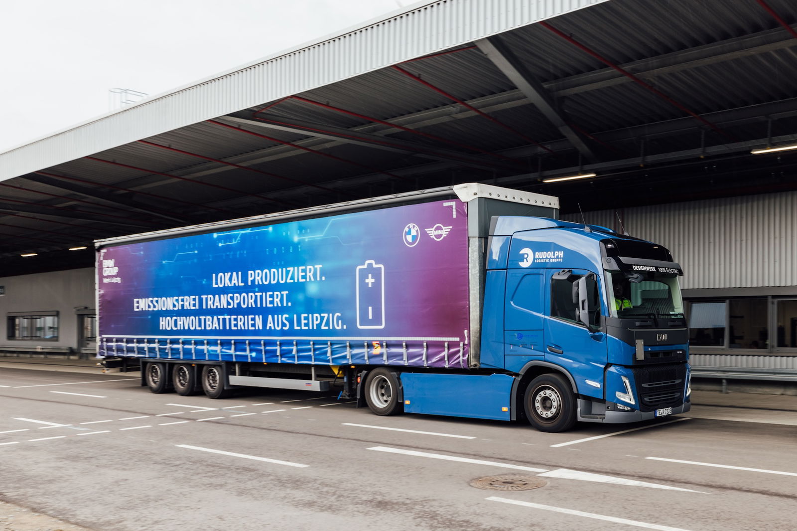 BMW setzt weitere Elektro-Lkw in der Logistik ein