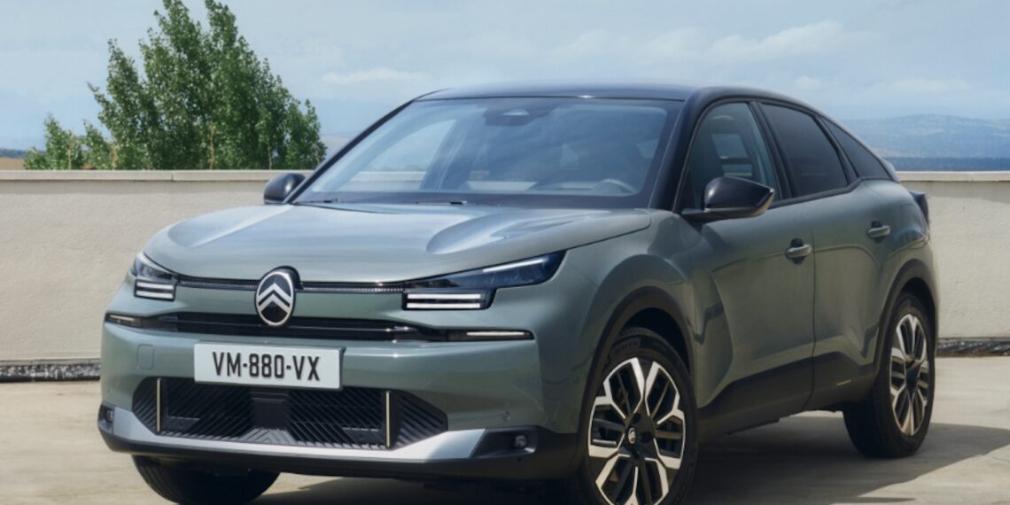 Citroen-C4-Elektroauto-Paris