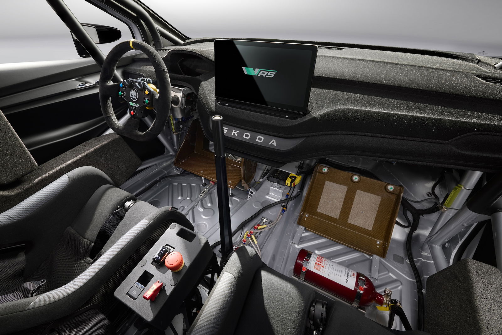 Skoda_Enyaq_RS_Race_rally-cockpit