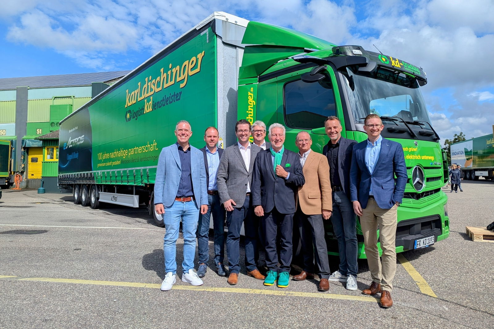 Freiburger Logistiker will 100 Elektro- und H2-Lkw einflotten