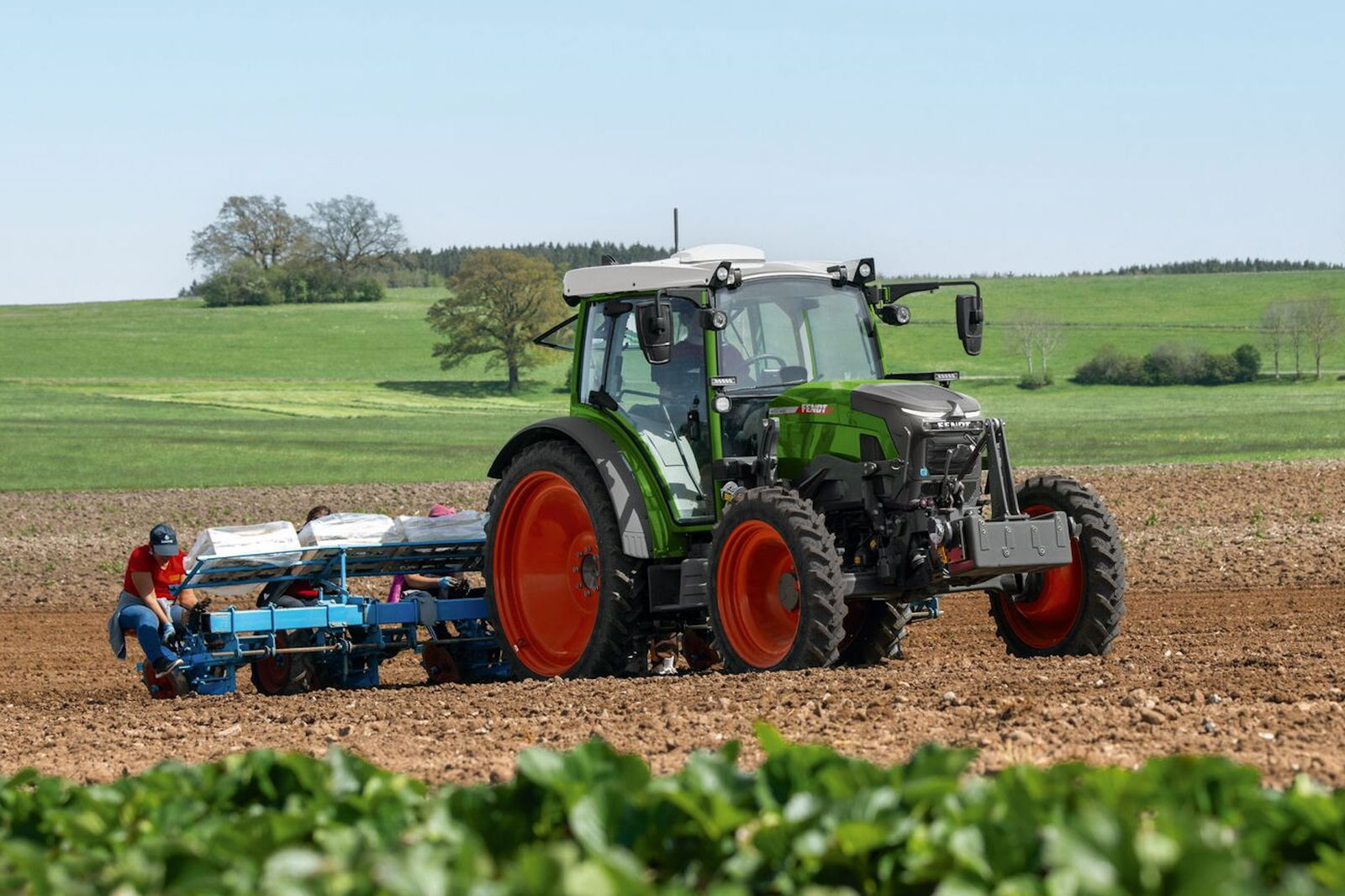 Fendt-geht-mit-Elektro-Traktor-e100-Vario-in-den-Verkauf