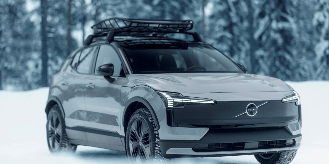 Volvo EX30 Cross Country – exterior