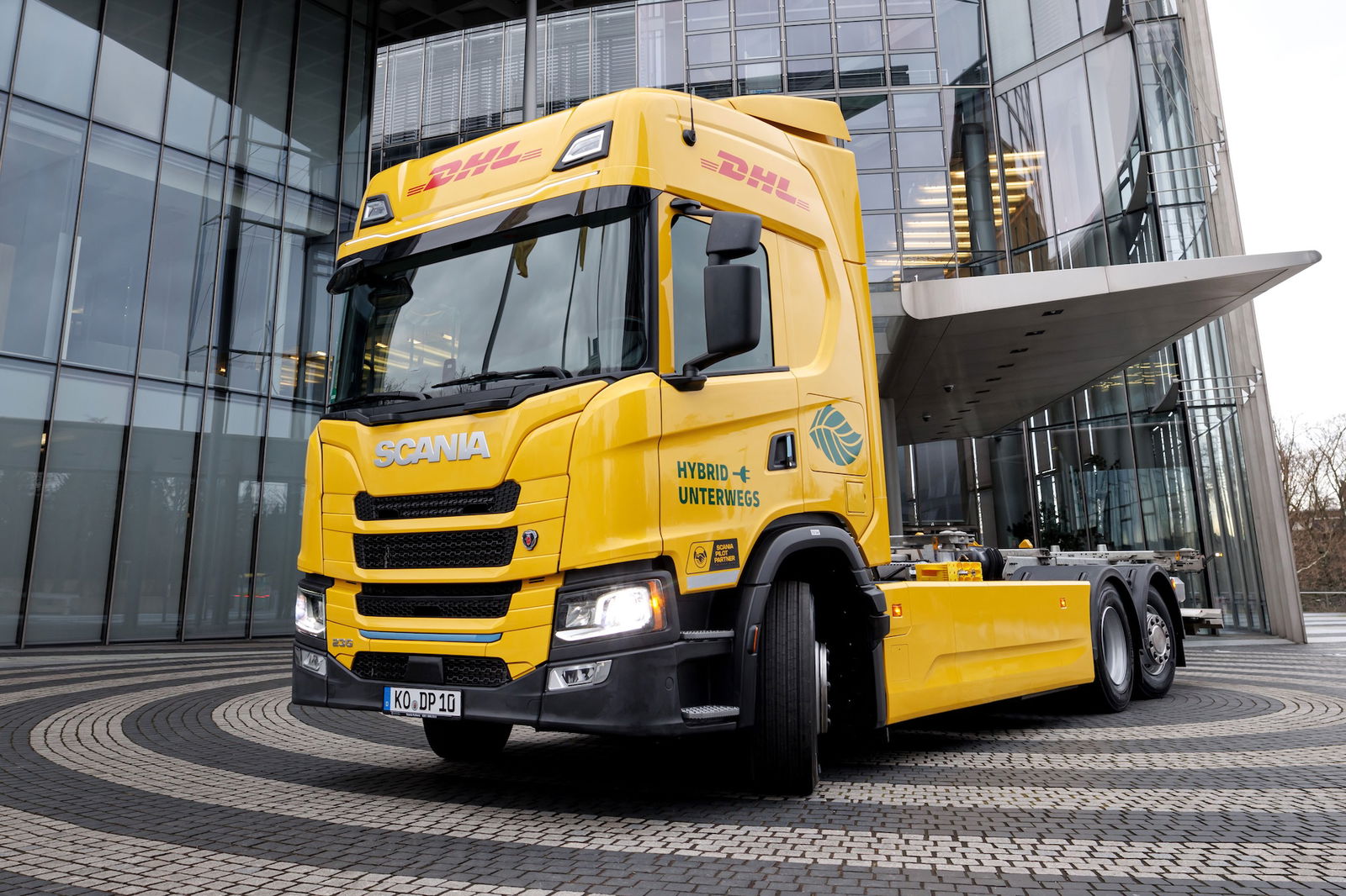 DHL-und-Scania-testen-Elektro-Lkw-mit-Range-Extender