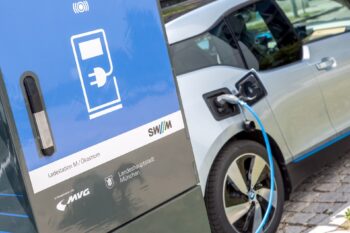 elektromobilitaet-ladesaeule-swm-steffen-leiprecht