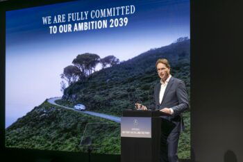 Mercedes-Sparstrategie: Weniger Manager, mehr Effizienz?