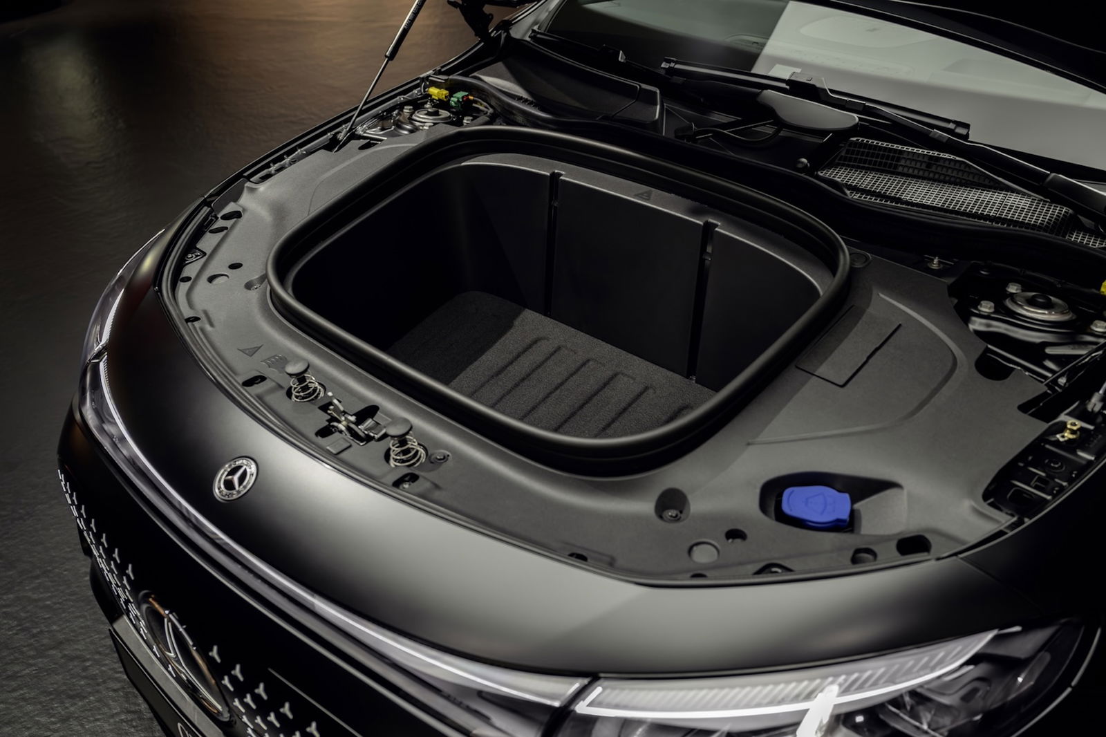 790 км диапазона и зарядная сила 320 кВт 5 Mercedes-Cla Electro Car