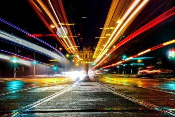 Mobilitaet-Verkehr-Strasse-OePNV