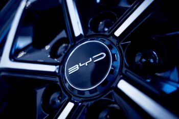 BYD reagiert auf EU-Zölle mit Plug-in-Hybrid-Offensive