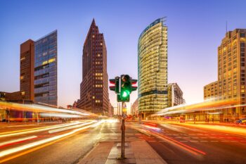 Mobilitaet-Strasse-Verkehr-Ampel-Berlin