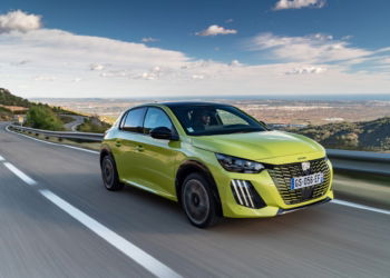 Peugeot bringt neuen E-208 mit mehr Reichweite