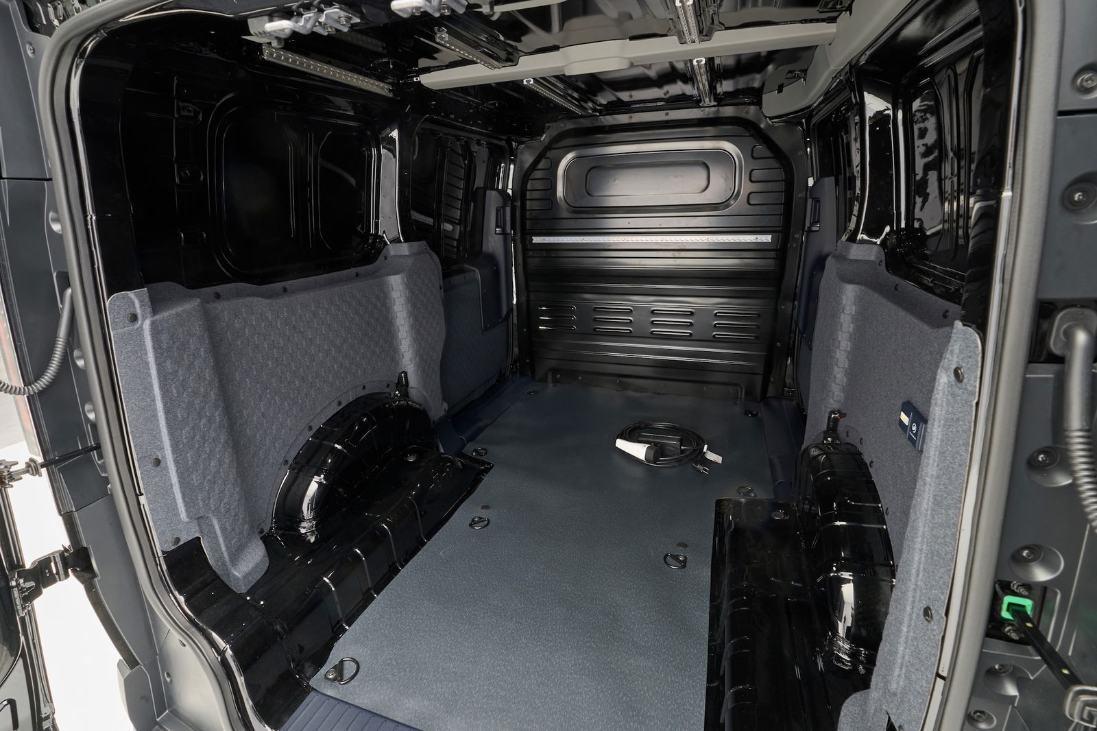 Kia E-Transporter PV5 Cargo startet bei gut 39.000 Euro