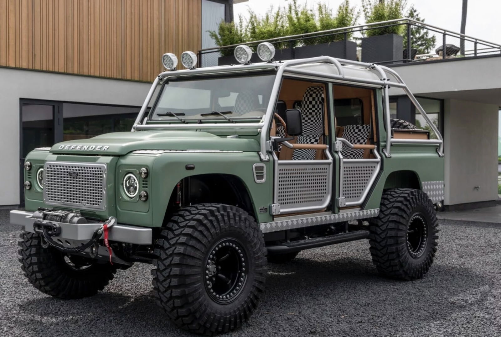 Land Rover Defender Restomod