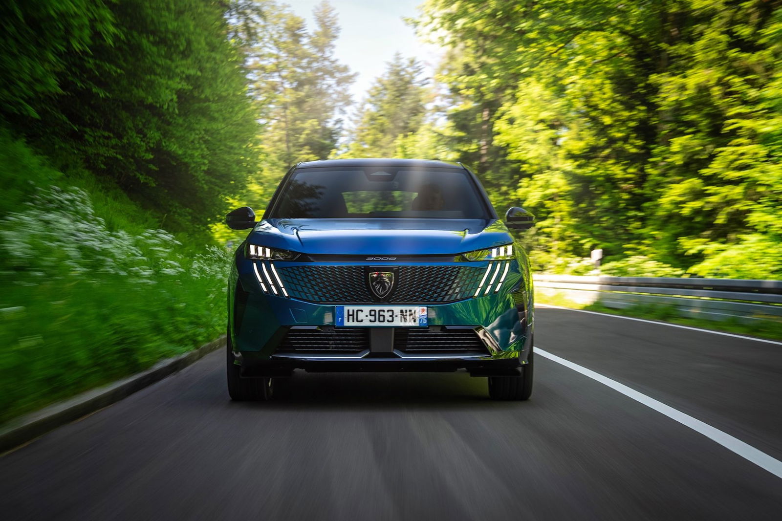 Peugeot 3008 Electric 325 Dual Motor Allrad Test