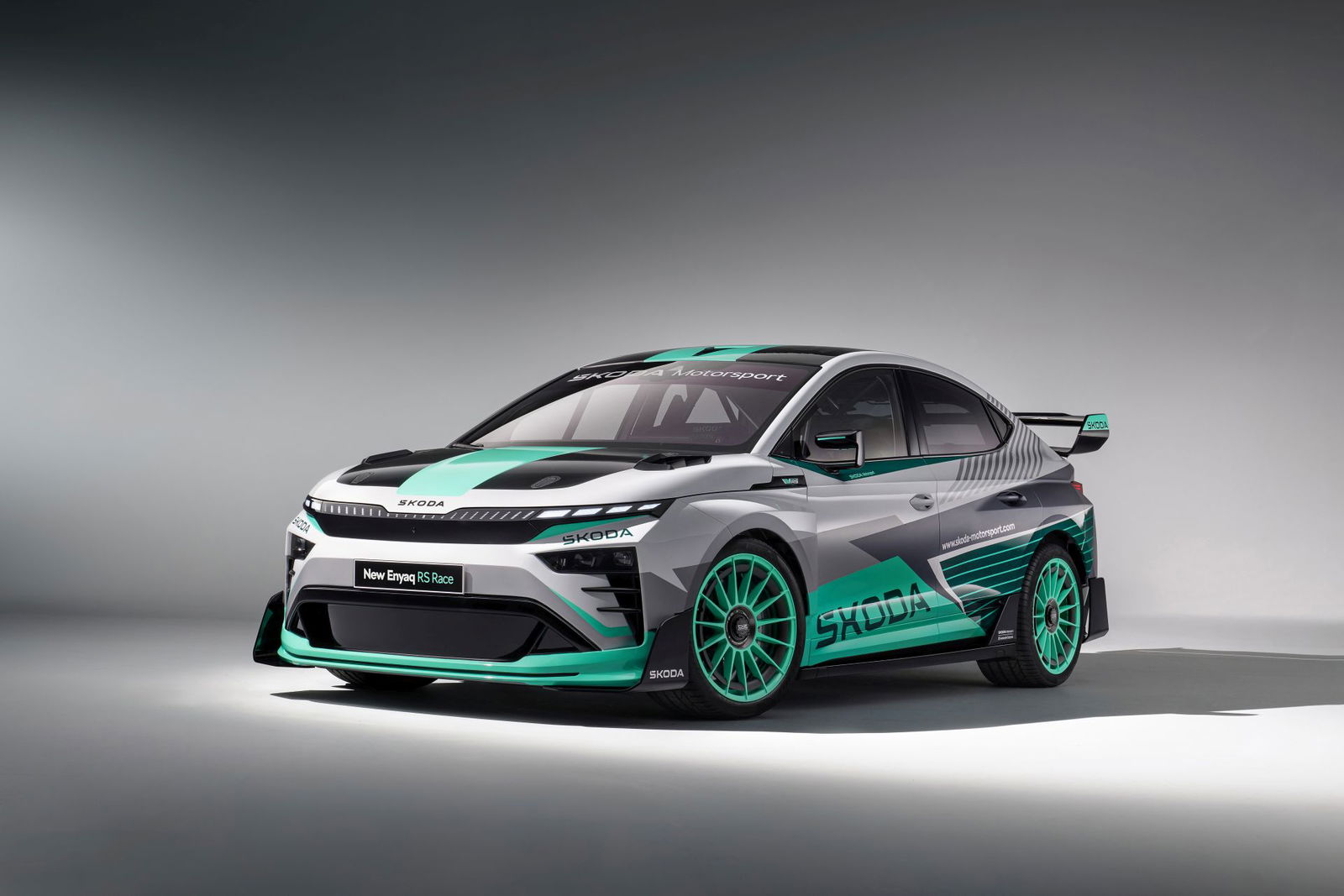 Škoda baut elektrischen Rennwagen RS Race aus Flachs