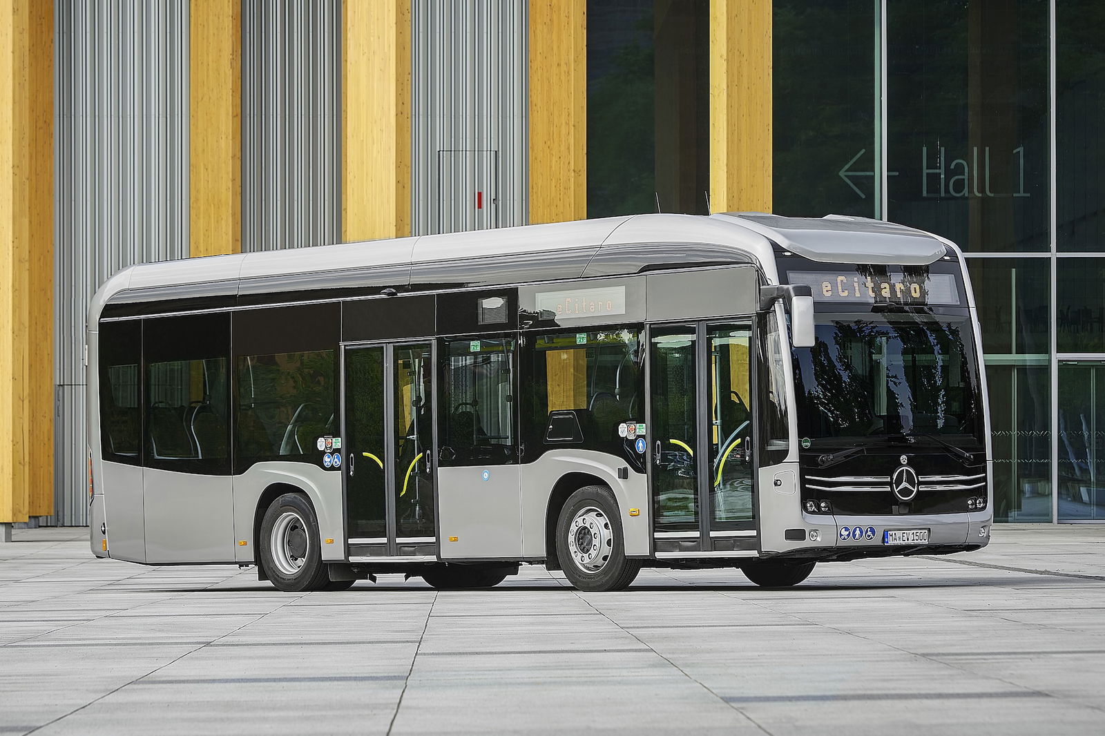 Mercedes-hat-bereits-mehr-als-2500-eCitaro-Elektrobusse-verkauft