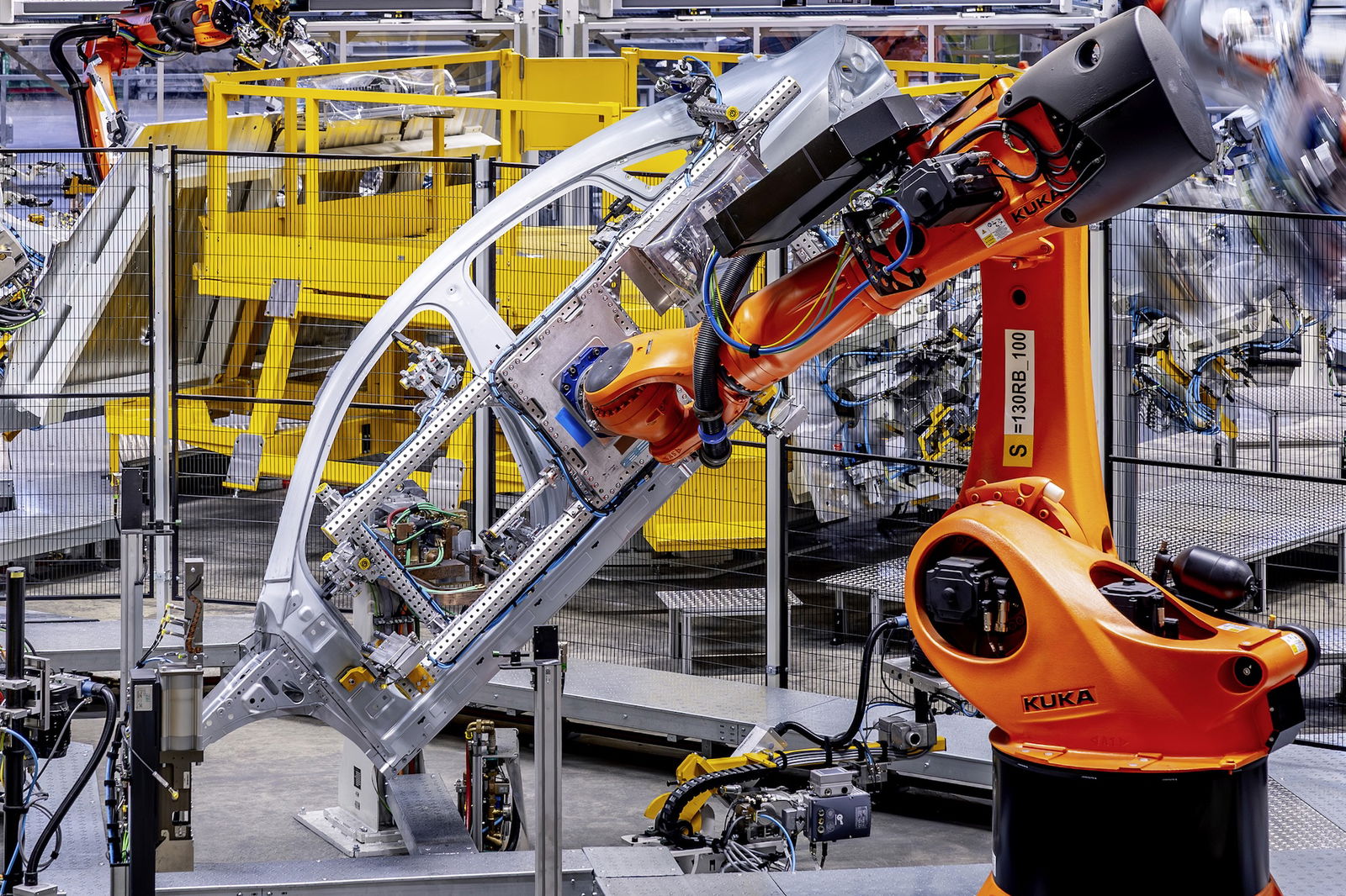 Wie Mercedes-Benz in Rastatt den elektrischen CLA produziert