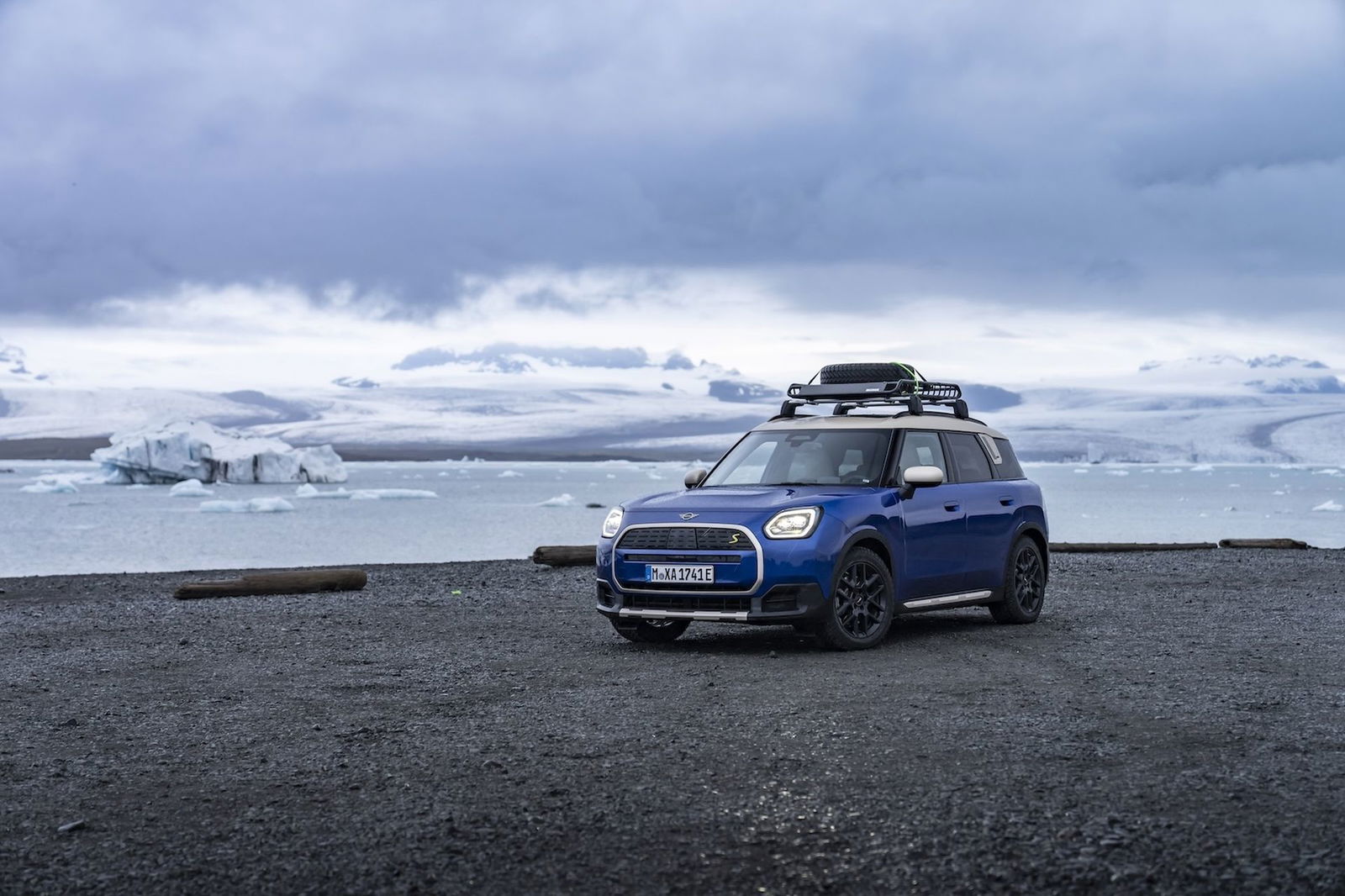 Elektrisch-ans-Ende-Europas-mit-dem-Mini-Countryman