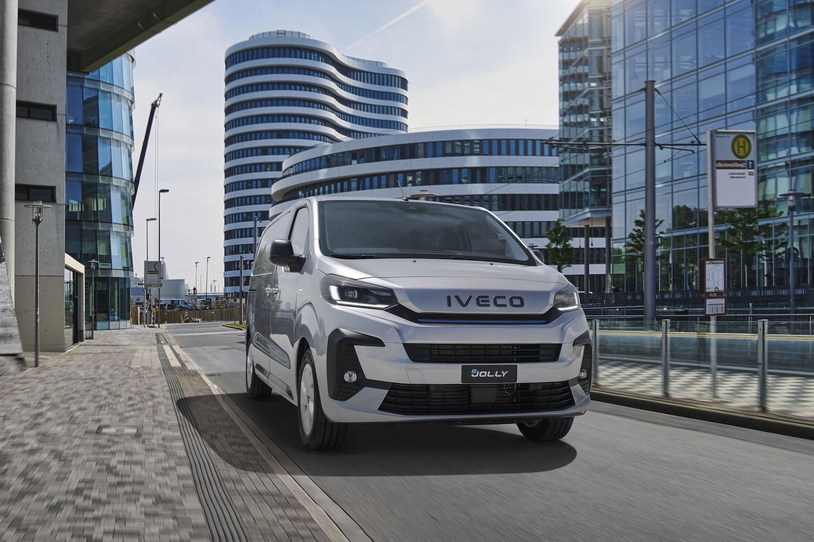 Iveco-zeigt-zwei-neue-E-Transporter-eJolly-und-eSuperJolly
